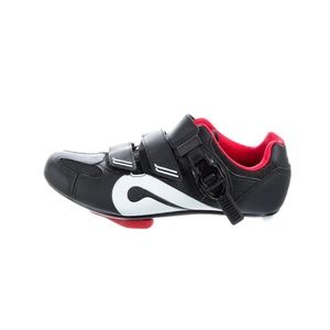 Never been worn Peloton Size 38 cycling shoes